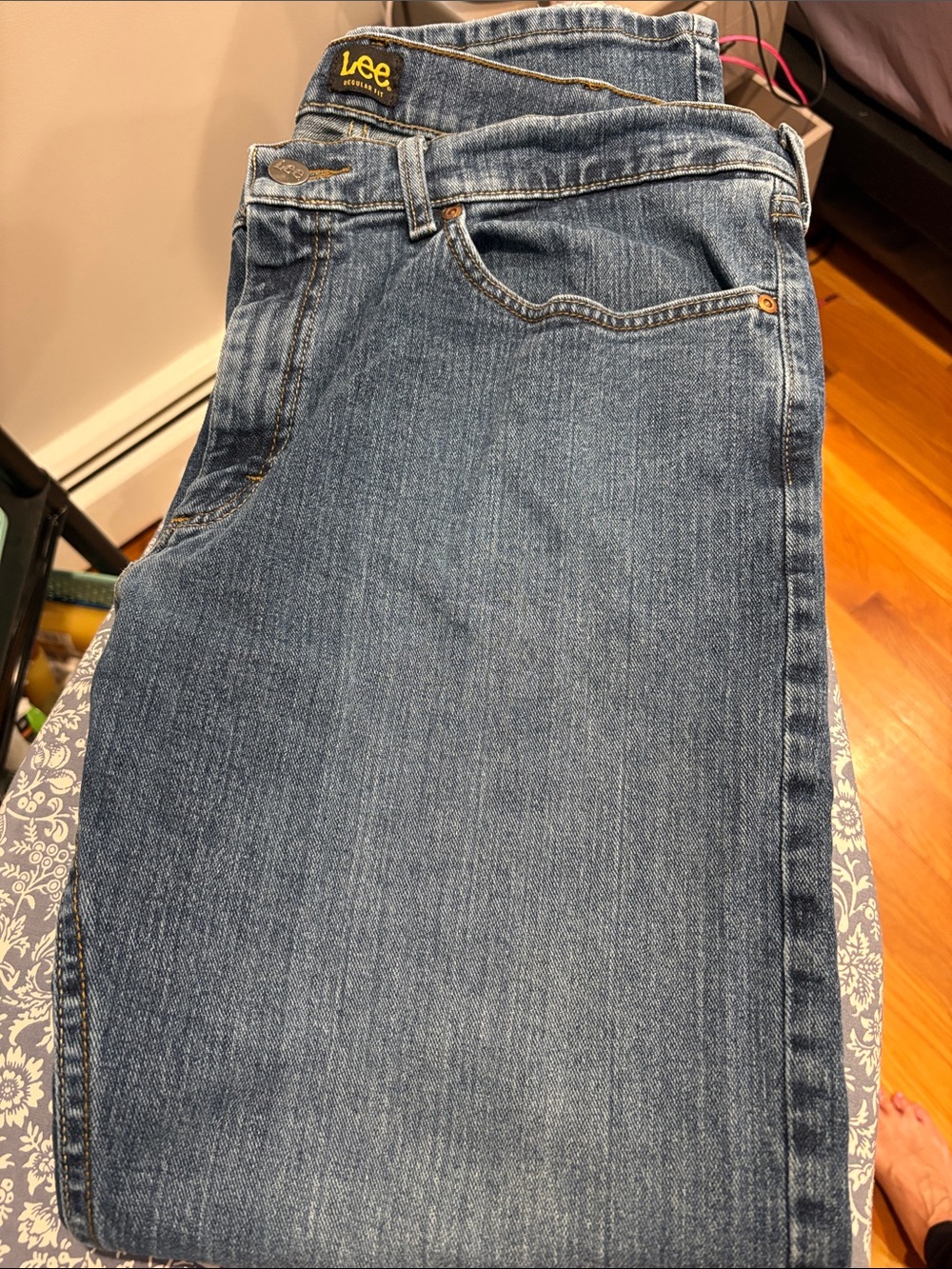 Lee Medium Wash Blue Denim Jeans 40x31 Regular Fit